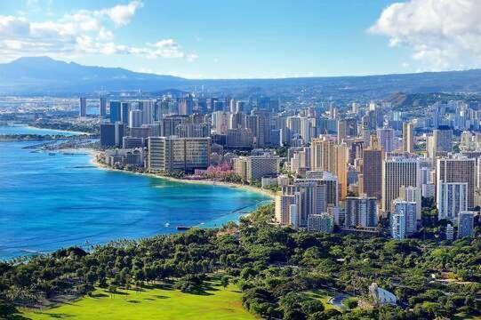 Light & Airy 8Th Floor Ocean View Condo With Lanai Condo Honolulu Exterior photo