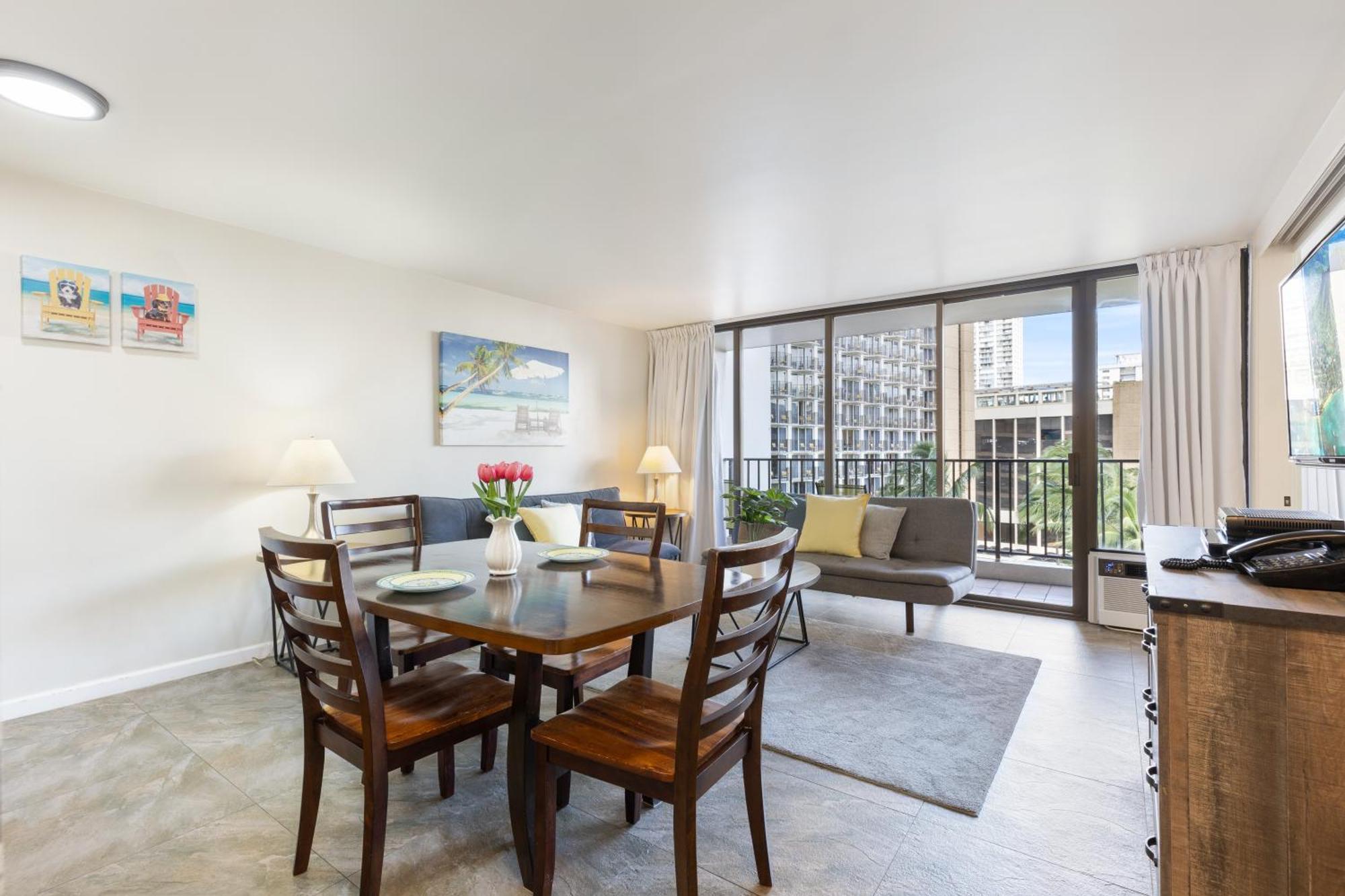 Light & Airy 8Th Floor Ocean View Condo With Lanai Condo Honolulu Exterior photo